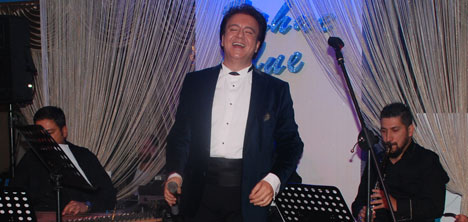 armagan-yenice,sahne-blue,gemide-balik,senede-bir-gun-,sevemez-seni-kimse,gitmek-mi-zor-kalmak-mi,yasamak-yalan-belki,eskimeyen-dost,seni-ben-unutmak-icin-sevmedim-ki,tanri-istemezse,isyan,kis-masali,benim-yerime-de-sev,11.jpg armagan-yenice,sahne-blue,gemide-balik,senede-bir-gun-,sevemez-seni-kimse,gitmek-mi-zor-kalmak-mi,yasamak-yalan-belki,eskimeyen-dost,seni-ben-unutmak-icin-sevmedim-ki,tanri-istemezse,isyan,kis-masali,benim-yerime-de-sev,11.jpg