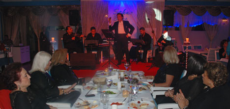 armagan-yenice,sahne-blue,gemide-balik,senede-bir-gun-,sevemez-seni-kimse,gitmek-mi-zor-kalmak-mi,yasamak-yalan-belki,eskimeyen-dost,seni-ben-unutmak-icin-sevmedim-ki,tanri-istemezse,isyan,kis-masali,benim-yerime-de-sev,6.jpg armagan-yenice,sahne-blue,gemide-balik,senede-bir-gun-,sevemez-seni-kimse,gitmek-mi-zor-kalmak-mi,yasamak-yalan-belki,eskimeyen-dost,seni-ben-unutmak-icin-sevmedim-ki,tanri-istemezse,isyan,kis-masali,benim-yerime-de-sev,6.jpg