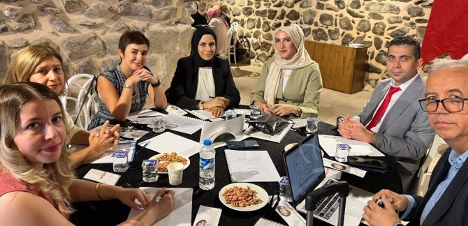batman-valisi-ekrem-canalpsinan-sariil-kultur-ve-turizm-muduru-mehmet-ihsan-aslanli-batman-universitesi-rektoru-prof-dr-idris-demir.jpg