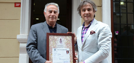 beyoglu-inci-pastanesi2.jpg beyoglu-inci-pastanesi2.jpg