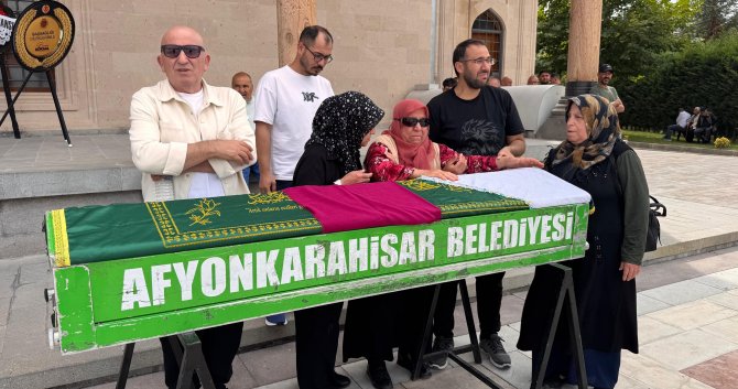brandstanbul-pr-kurucusu-hatice-kumalara-veda.jpg