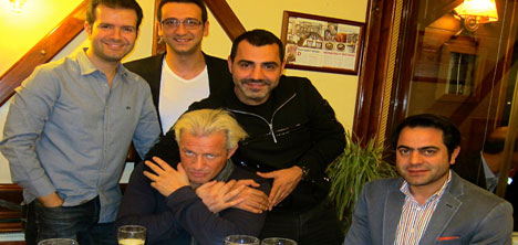 costas-mandylor,-fenerbahce-misina-balik,-unlu-gurme-ozlem-mekik,suat-yilmaz3.jpg costas-mandylor,-fenerbahce-misina-balik,-unlu-gurme-ozlem-mekik,suat-yilmaz3.jpg