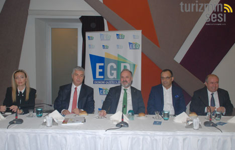 egd-yonetim-kurulu-baskani-celal-toprak,-beyoglu-belediye-baskani-ahmet-misbah-demircan,-cumhurbaskani-basdanismani-bulent-gedikli;18.jpg egd-yonetim-kurulu-baskani-celal-toprak,-beyoglu-belediye-baskani-ahmet-misbah-demircan,-cumhurbaskani-basdanismani-bulent-gedikli;18.jpg