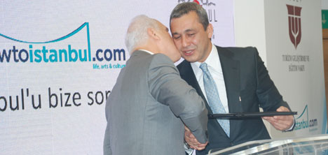 howtoistanbul,istanbul-valisi-huseyin-avni-mutlu,-vali-yardimcisi-kazim-tekin,-ito-ve-istanbul-kongre-ve-ziyaretci-burosu(icvb)-baskani-ibrahim-caglar,-basaran-ulusoy,serif-yenen,skal-istanbul-baskani-feza-solaklar,3.jpg