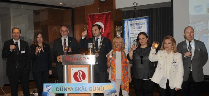 iro-baskani-sedat-bornovali,-turob-baskani-muberra-eresin,-ayse-onen,-skal-baskani-ata-eremsoy;-ramada-plaza-istanbul-city-center-genel-muduru-ozer-diler,faik-alsac,.png
