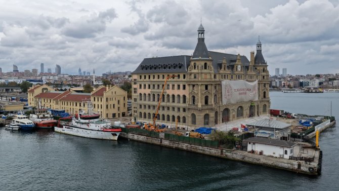 kultur-ve-turizm-bakani-mehmet-nuri-ersoyhaydarpasa-gar-binasi.jpeg