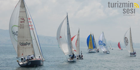 marmara-denizi,-huafon-cup,-yelken-keyfi,-poseidon-yelken,-suadiye-yelken-kulubu,-huafon-spandex-global,-mr.-jichu-pan,-mr.-bo-cheng-huafon-turkiye-gm-ersan-altan,11.jpg