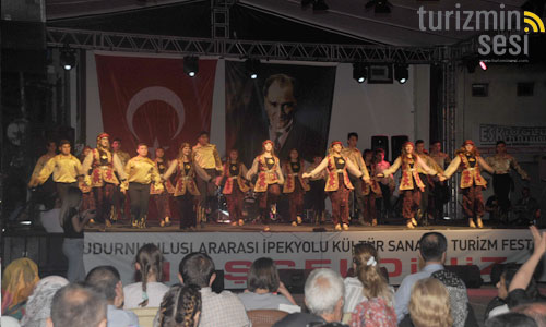 mudurnu-uluslararasi-ipekyolu-kultur-sanat-ve-turizm-festivali,edirne-belediye-bandosu,-002.jpg mudurnu-uluslararasi-ipekyolu-kultur-sanat-ve-turizm-festivali,edirne-belediye-bandosu,-002.jpg