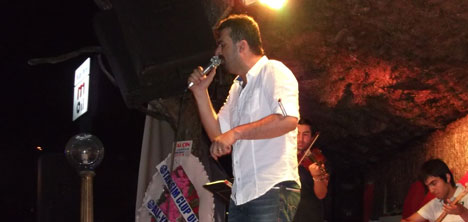 ozgun-muzigin-bugulu-sesi-aziz-tastan,gurur,ahmet-akkaya,3.jpg ozgun-muzigin-bugulu-sesi-aziz-tastan,gurur,ahmet-akkaya,3.jpg