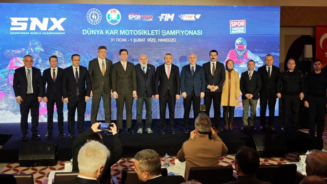rize-valisi-ihsan-selim-baydas-guneysu-belediye-baskani-rifat-ozerrize-genclik-ve-spor-il-muduru-ramazan-ozturkrize-belediye-baskani-rahmi-metin.jpg