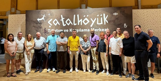 skal-turkiye-direktoru-deniz-anapaskal-internationaldunya-baskani-denise-scrafton-konya-buyuksehir-belediye-baskani-ugur-ibrahim-altay.jpg