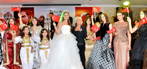 tulay-aras-,hale-guloglu,ilayda-saracoglu,aysula-ozgen,canan-ozgen,torun-melis-aki-tureli,perihan-aki,23.jpg tulay-aras-,hale-guloglu,ilayda-saracoglu,aysula-ozgen,canan-ozgen,torun-melis-aki-tureli,perihan-aki,23.jpg