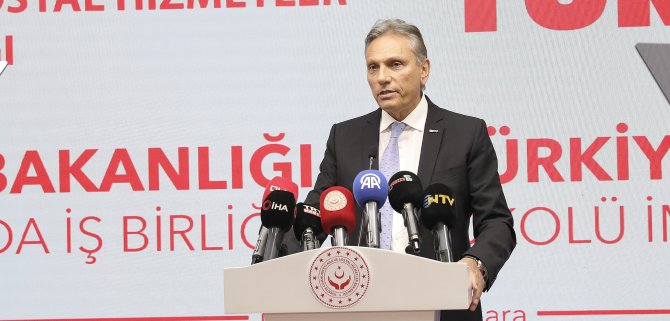 turkiye-seyahat-acentalari-birligi-baskani-firuz-baglikayaaile-ve-sosyal-hizmetler-bakani-mahinur-ozdemir-goktas-003.JPG