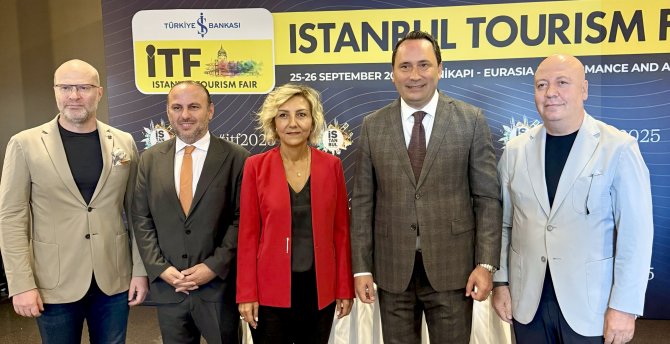 turob-baskani-muberra-eresin-volkan-atamanistanbul-turizm-fuari-itf-2025.jpg