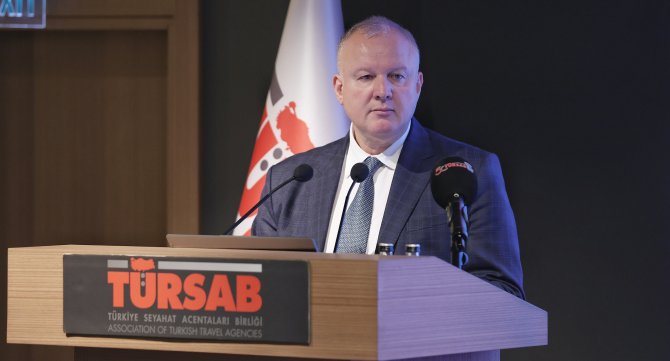 tursab-yonetim-kurulu-baskan-yardimcisi-hasan-eker.jpeg