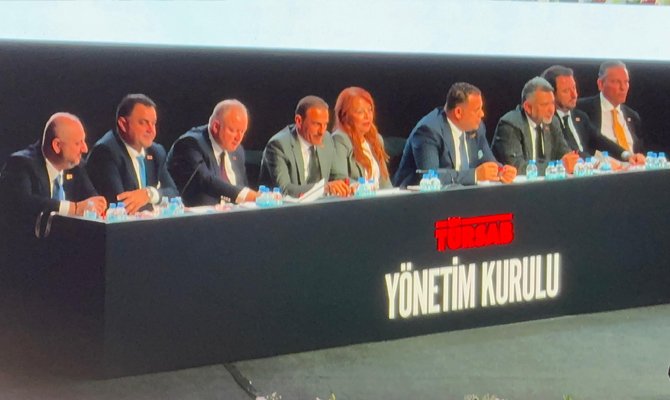tursab-yonetim-kurulu-ve-bilanco-ibra-edildi-001.jpg