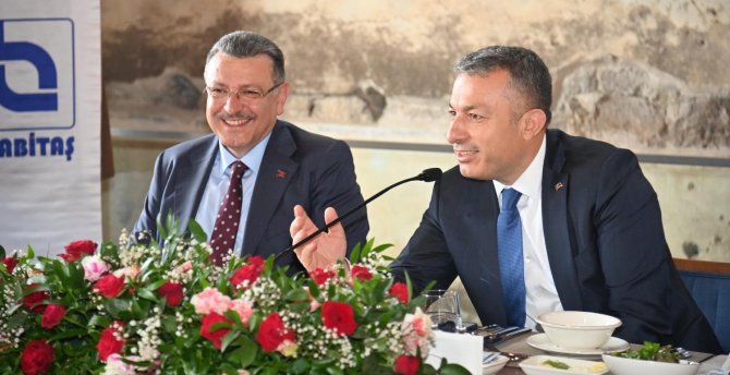 unesco-yaratici-sehirler-agi-gastronomi-sehri-adayligi-trabzon-valisi-tahir-sahintrabzon-buyuksehir-belediye-baskani-ahmet-metin-genc-003.jpg