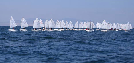 urla-uluslararasi-optimist-yelken-yarislari.jpg urla-uluslararasi-optimist-yelken-yarislari.jpg