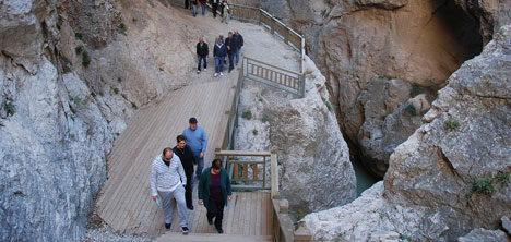 kapikaya-kanyonu,-yerkopru-mesire-yeri,-tarihi-varda-koprusu,-karaisali.jpg Tourmag tourmag-kapikayakanyonuyerkoprumesireyeritarihivardakoprusukaraisalijpg
